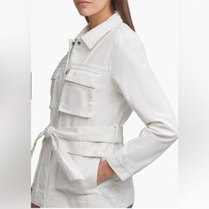 Levi's White Belted Safari Denim Jacket (lighter denim) size Medium